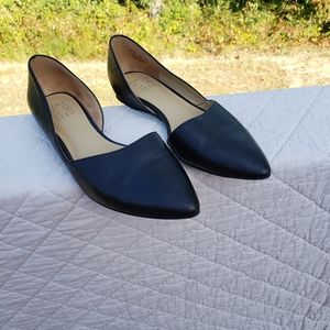 Naturalizer flats